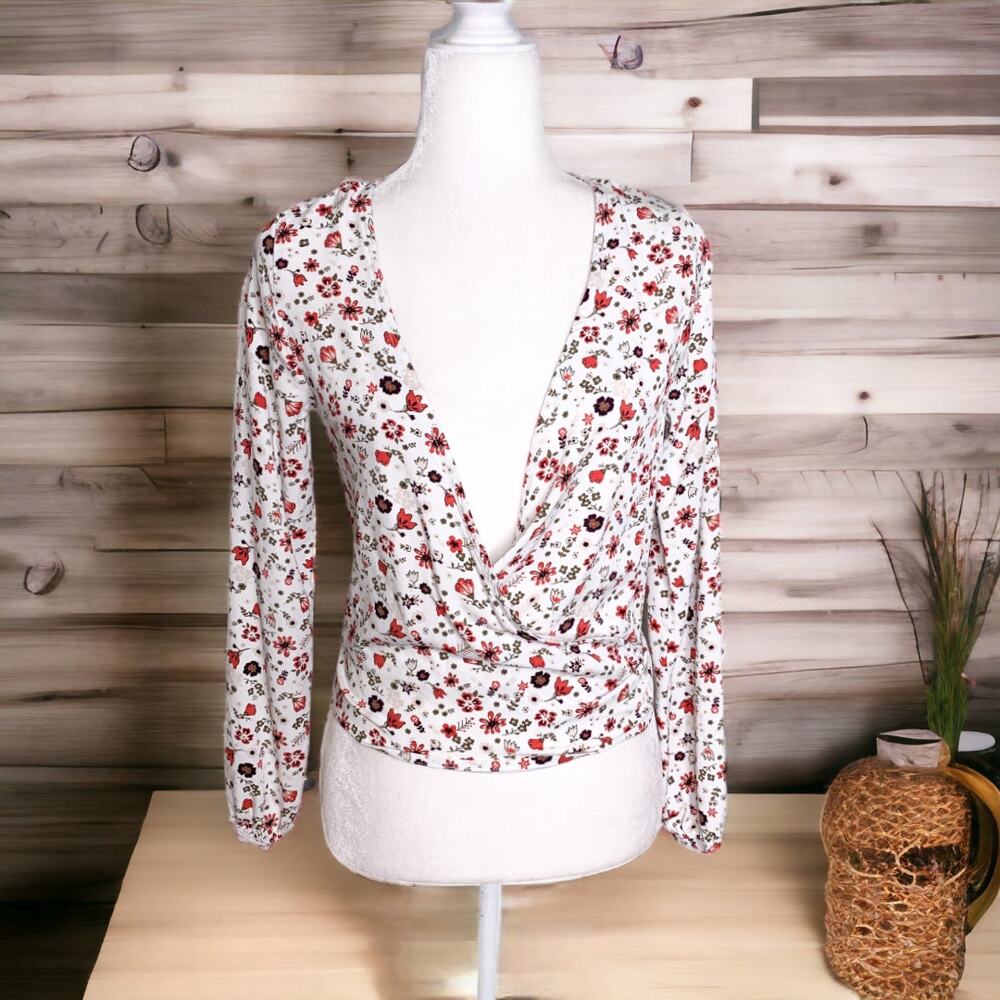 Rock by Junk Food Long Sleeve Floral Wrap Top XS